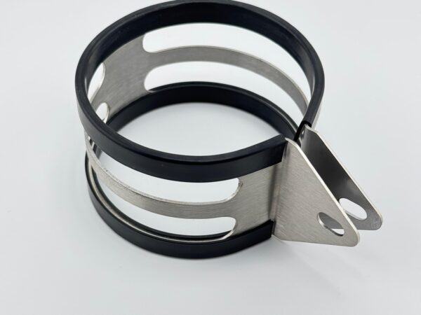 Schelle für Carbon Endschalldämpfer 70mm (gummiert)